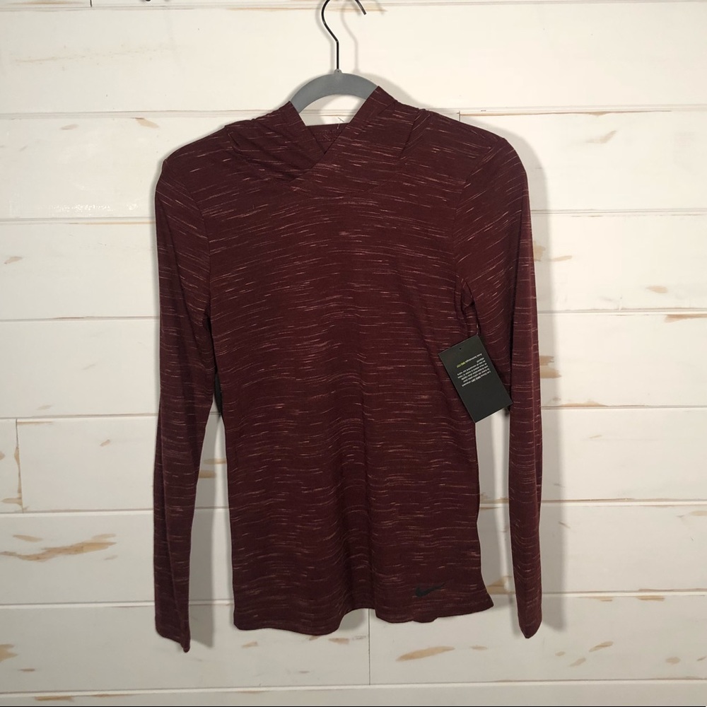 Nike dri-fit long sleeved shirt with a hood